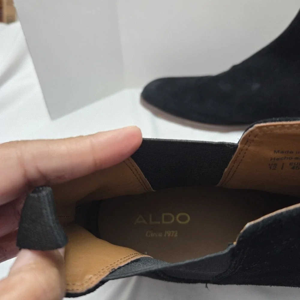 Aldo Boots Mens 12 Chelsea Black Suede Pull On Classic Quiet Luxury Hipster Chic